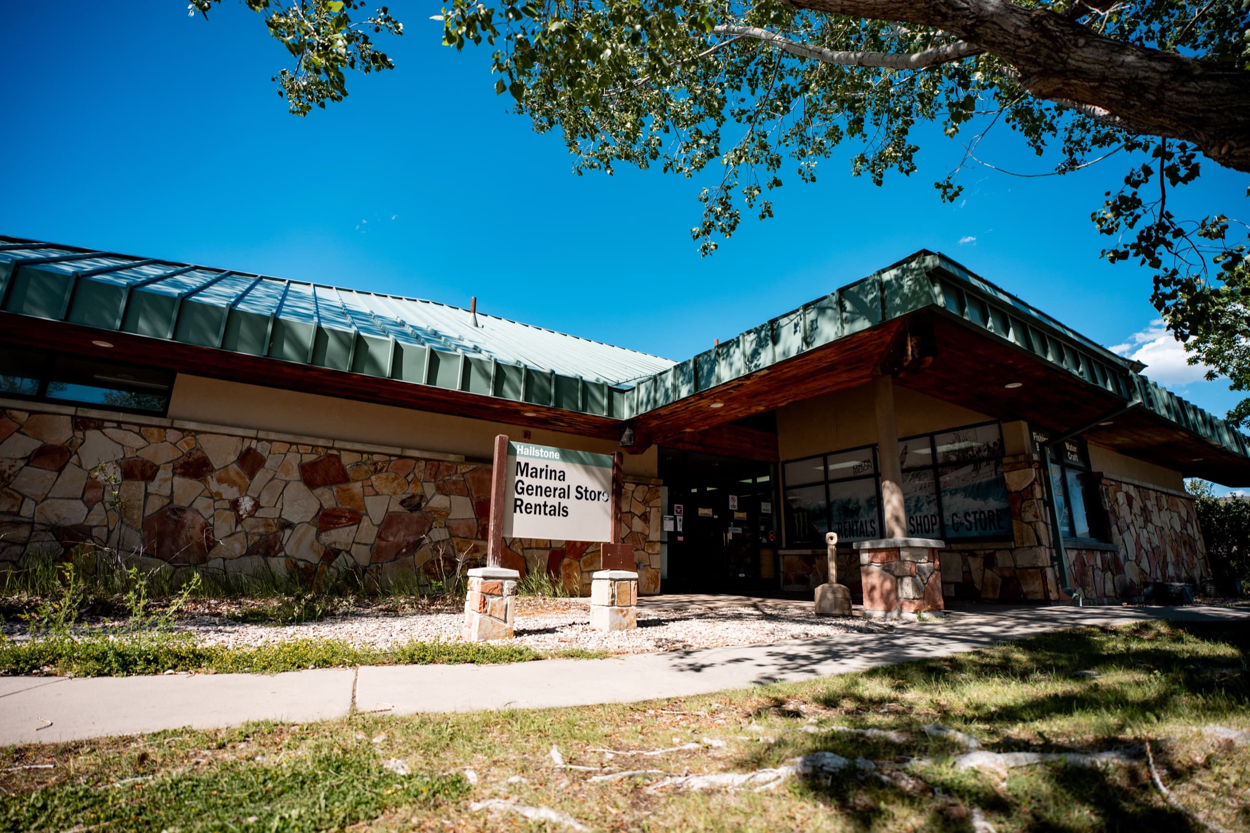 Exterior of the Jordanelle Marina General Store and Rentals pro shop