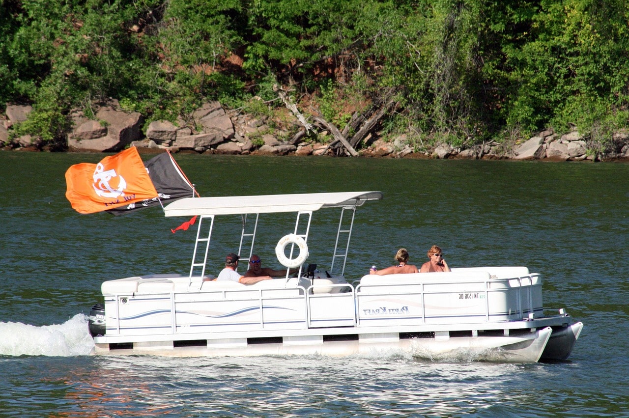 Rent a Pontoon Boat from Jordanelle Rentals and Marina