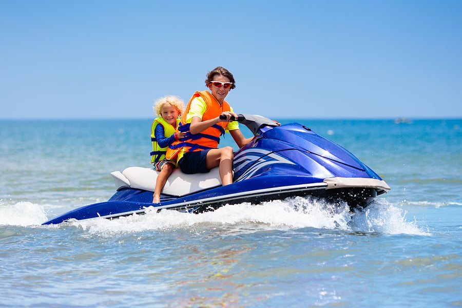 3 Reasons to Rent a Jet Ski This Summer