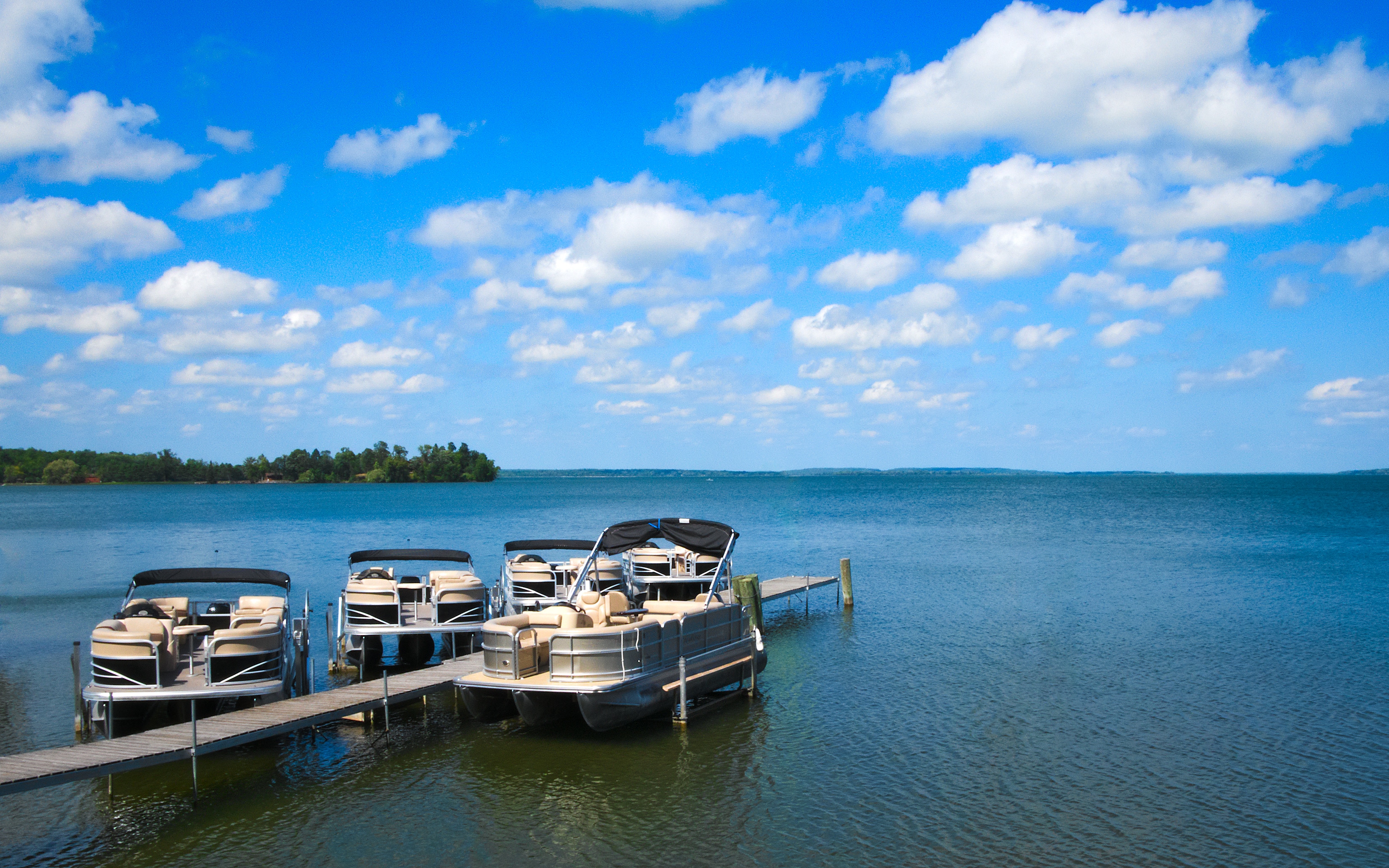 Pontoon Boat Rental in Utah